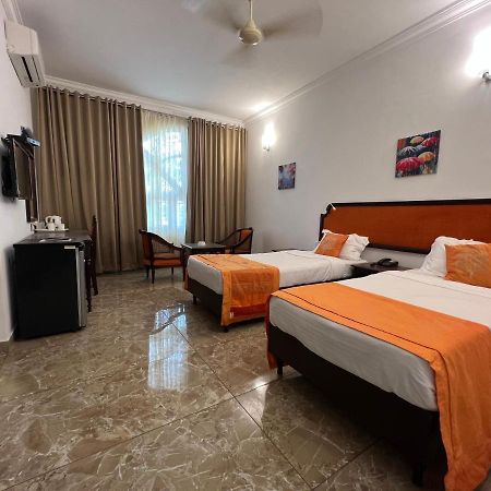 Ats Willingdon Hotel Kochi Dış mekan fotoğraf