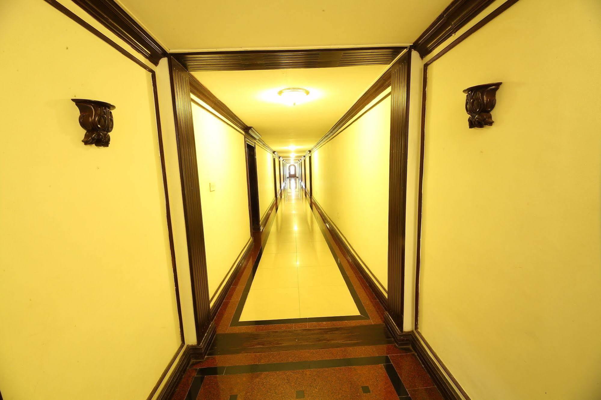 Ats Willingdon Hotel Kochi Dış mekan fotoğraf